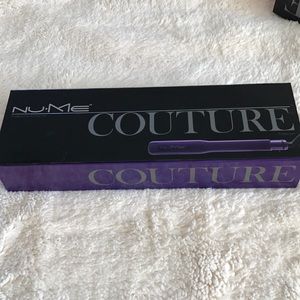 NuMe Couture flat iron